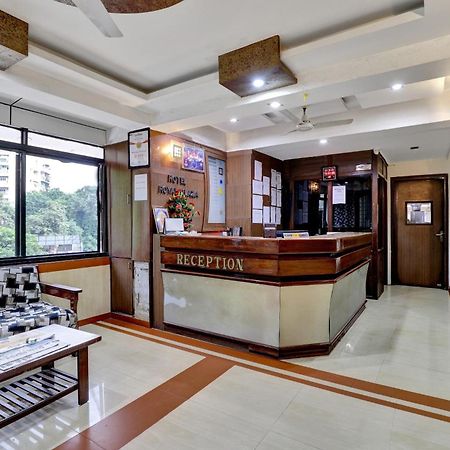 Collection O 82926 Hotel Royal Plaza Ахмедабад Екстериор снимка